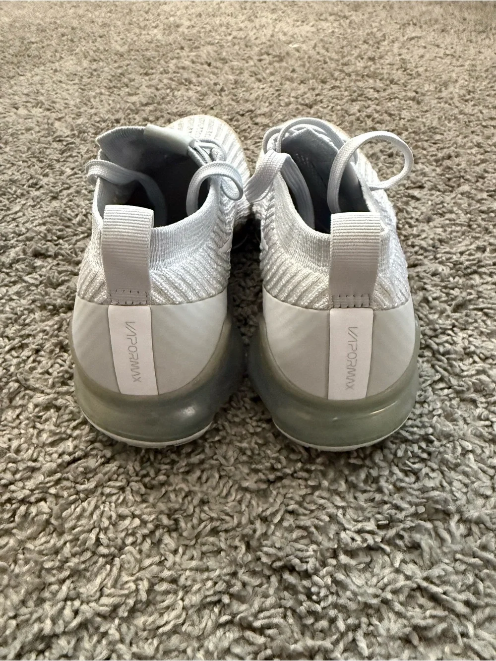 Nike Air VaporMax Flyknit 3 White Pure Platinum Women’s Size 7 AJ6910-100